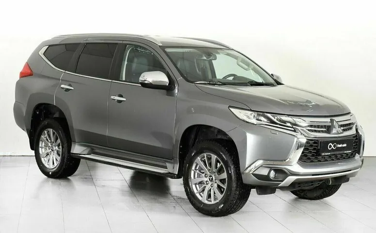 Mitsubishi pajero sport