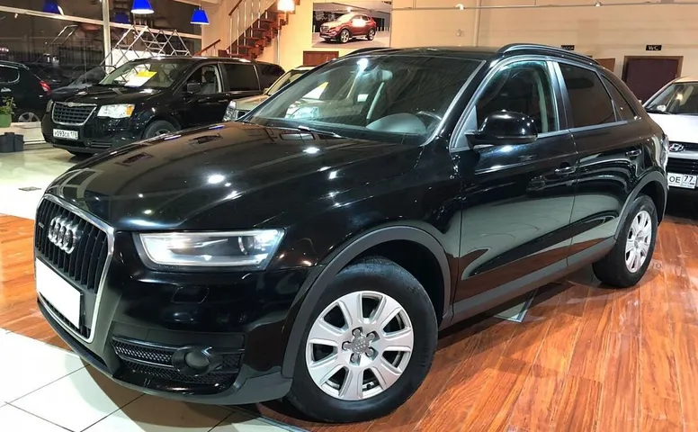 Audi Q3 I (8U)