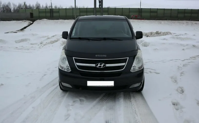 Hyundai Grand Starex I
