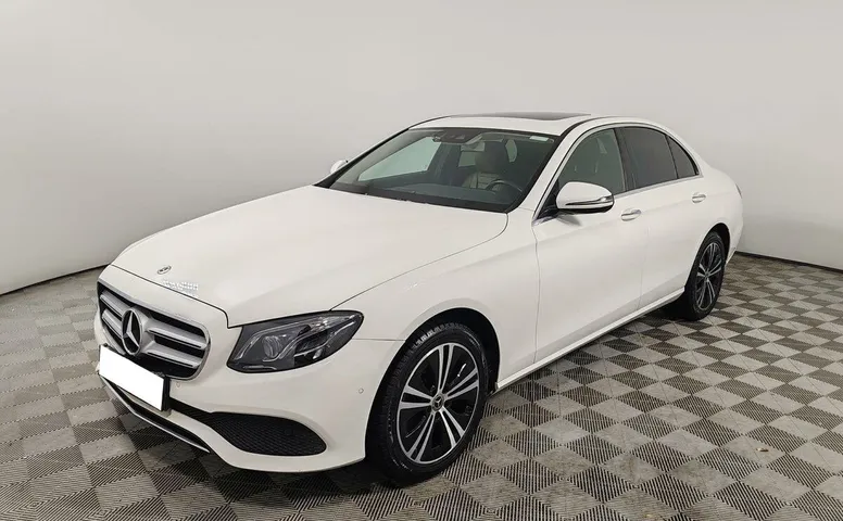 Mercedes-Benz E