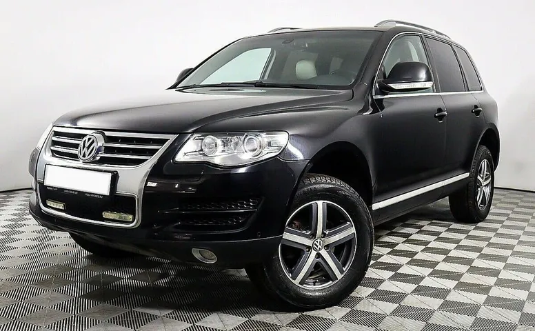 Volkswagen Touareg I Рестайлинг