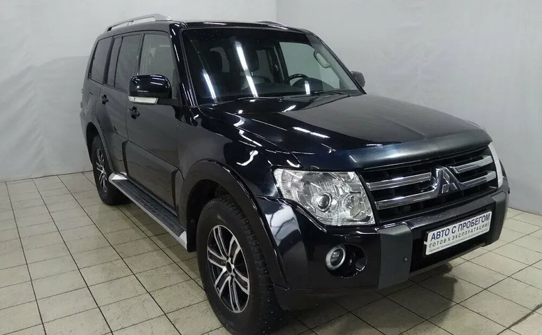 Mitsubishi Pajero IV