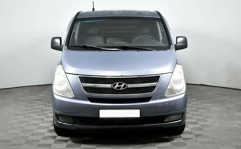 Hyundai Grand Starex I