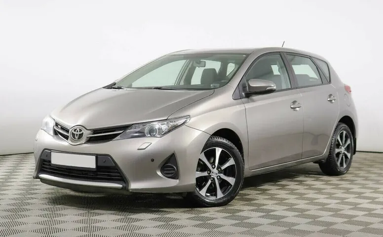 Toyota Auris II