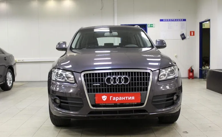 Audi Q5 I(8R)