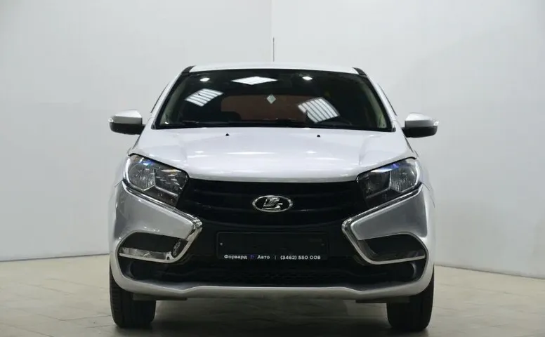 LADA XRAY
