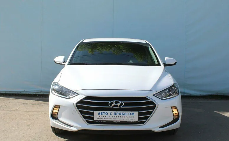 Hyundai Elantra VI (AD)