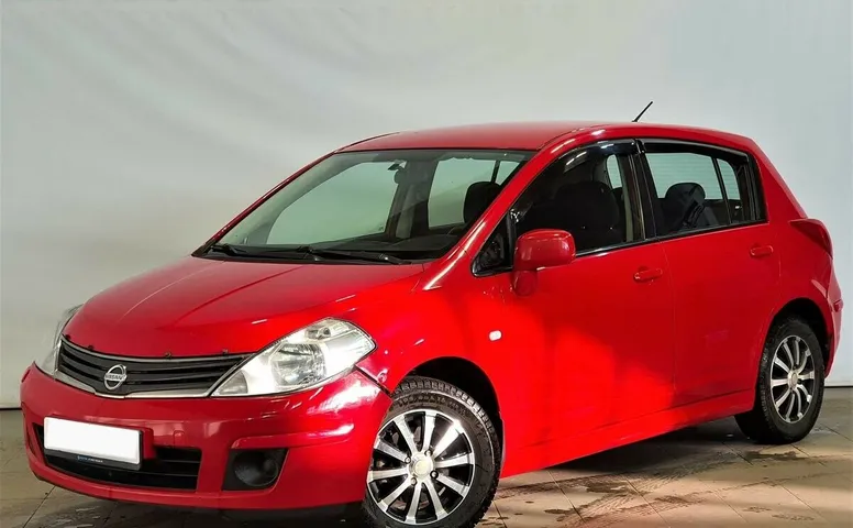 Nissan Tiida I Рестайлинг