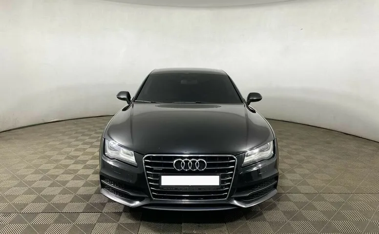 Audi A7 I (4G)