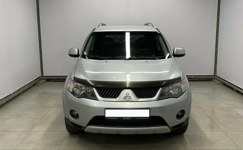 Mitsubishi Outlander II
